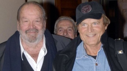 Terence Hill ricorda emozionato l'amico Bud nel giorno del funerale